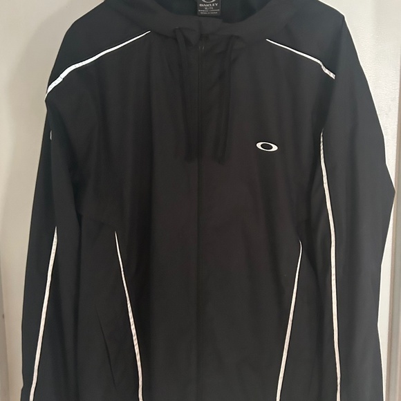 Men's Oakley Black Basics 999 Medium Weight Hooded  Jacket Size XL - Picture 1 of 5